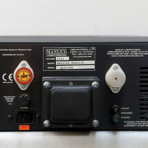 Manley Massive Passive Detail Back