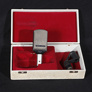 Akg D12 Microphone